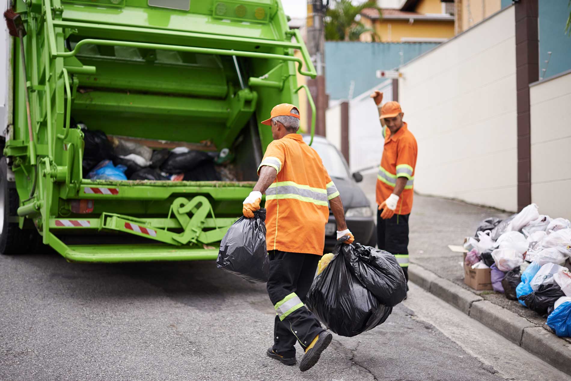 Customized Solutions for Your Junk Removal Needs with Free Estimates: Tailored Trash Takeaways